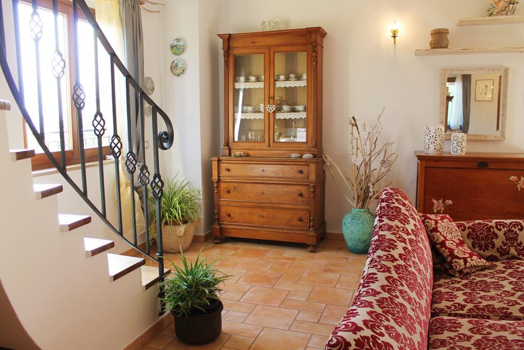 La Rupe Del Falco Monteciccardo Exterior photo
